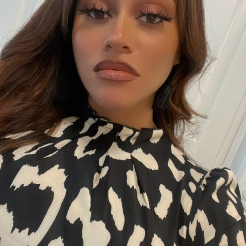Amora L. profile photo