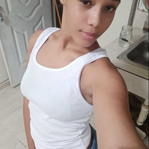 Stheisy J.