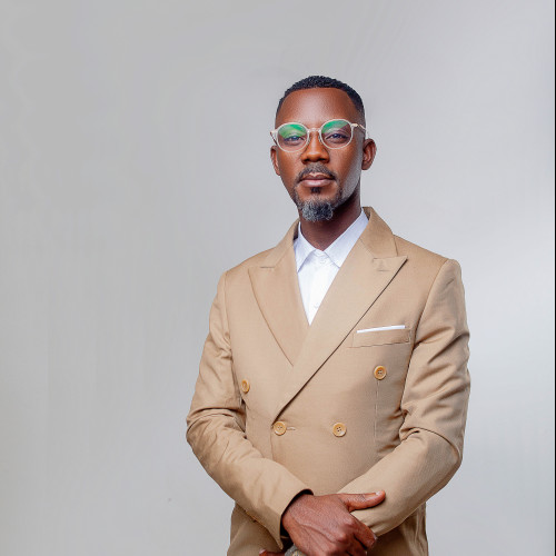 Luis T. profile photo