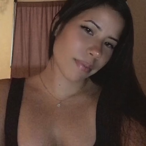 Chels H.
