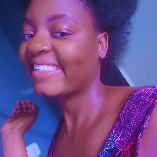 Charlotte b. profile photo