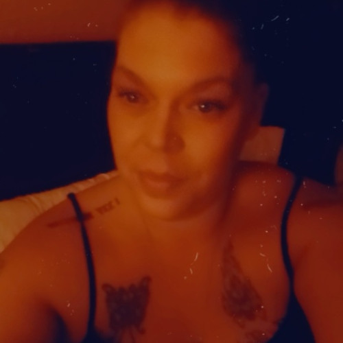 Angela R.
