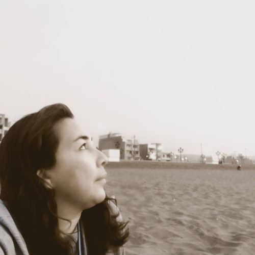 caroll vargas   . profile photo