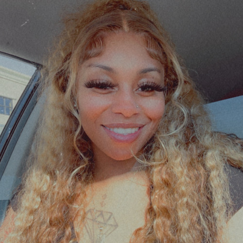 Monique W.
