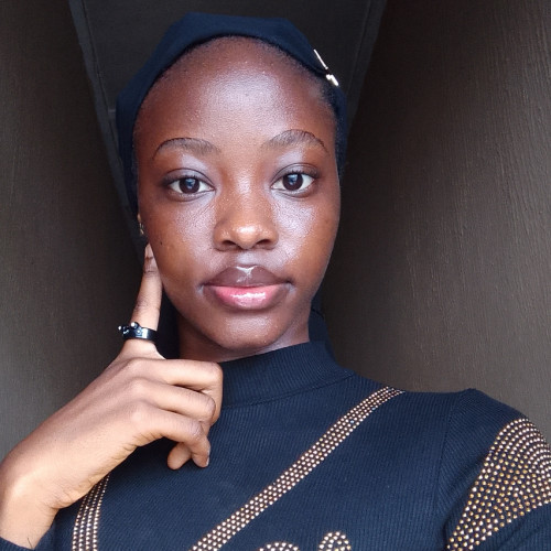 Favour  E. profile photo