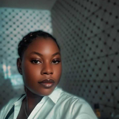 Essy B. profile photo