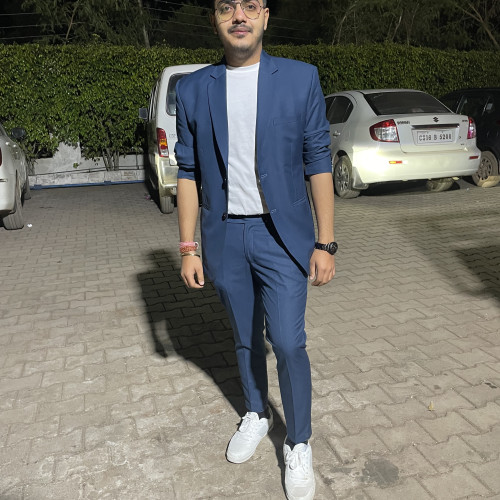 PRAVEEN C. profile photo