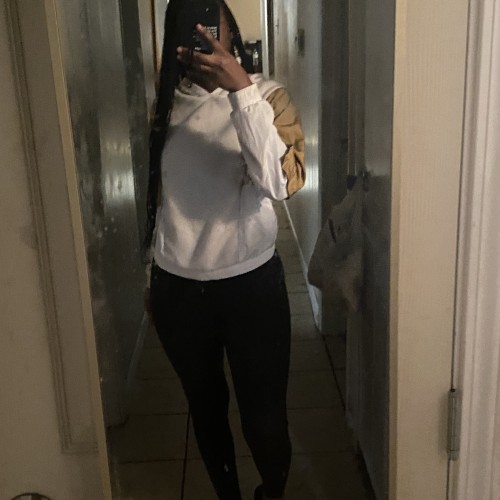 Iyanna A.