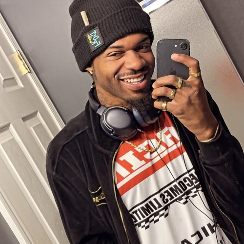 Dee R. profile photo