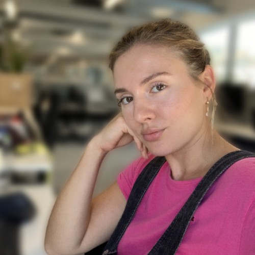 Viktoria K.