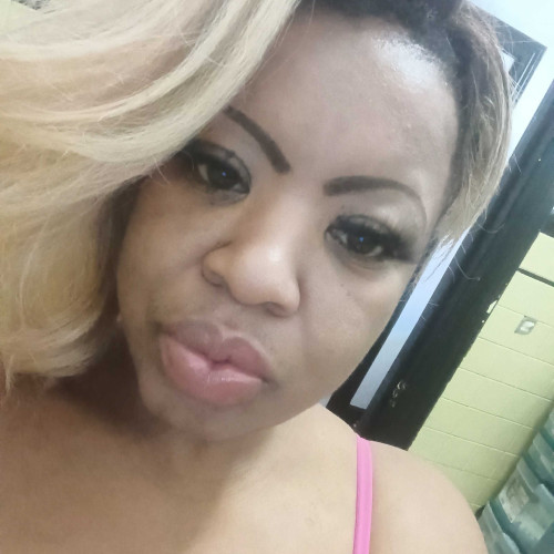 tifanny w. profile photo