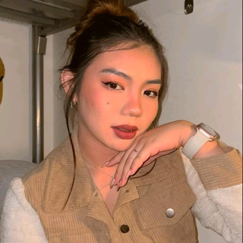 Mia J. profile photo