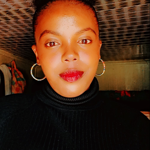Esther m. profile photo