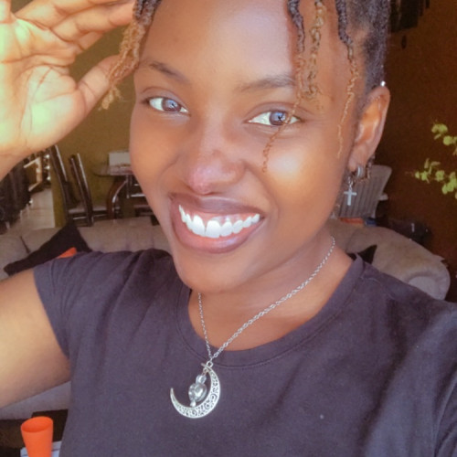 Elle E. profile photo