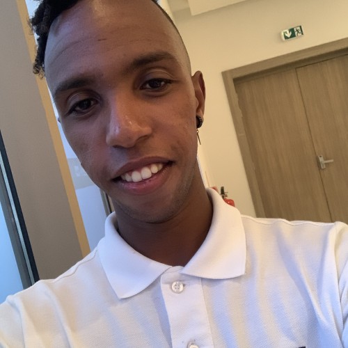 Ouassim  M.