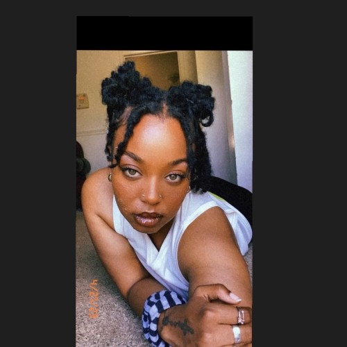 Hennessey  M. profile photo