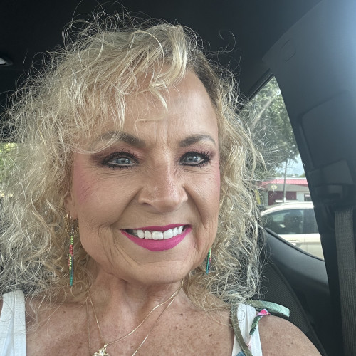 LauraJane H. profile photo