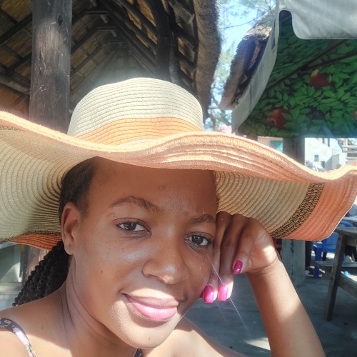 Loraine G.