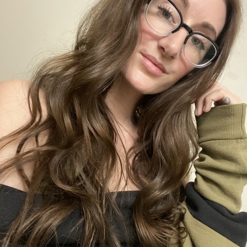 Maggie R.
