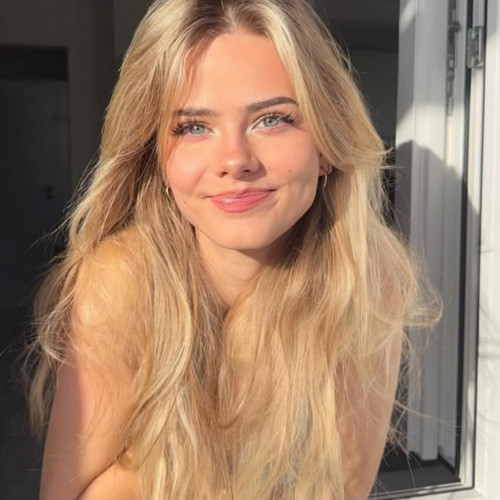Elizabeth B. profile photo
