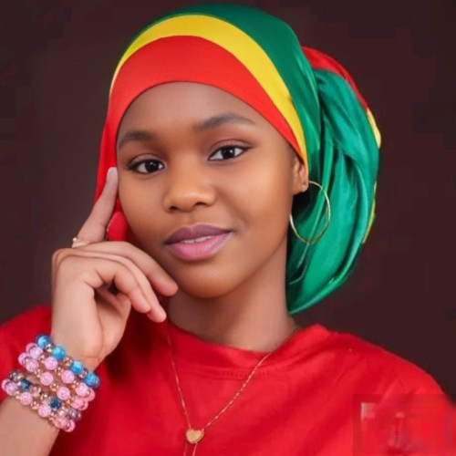 EVALYNE K. profile photo