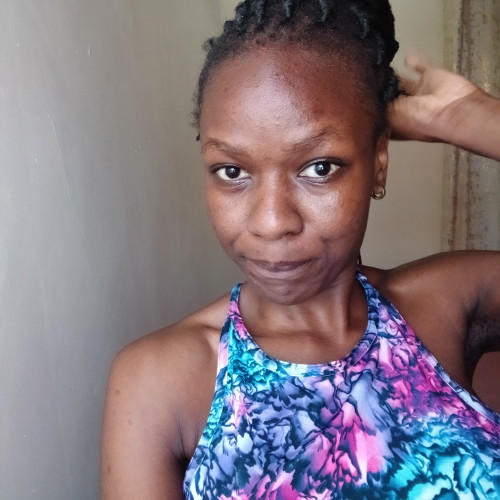 Afri L. profile photo