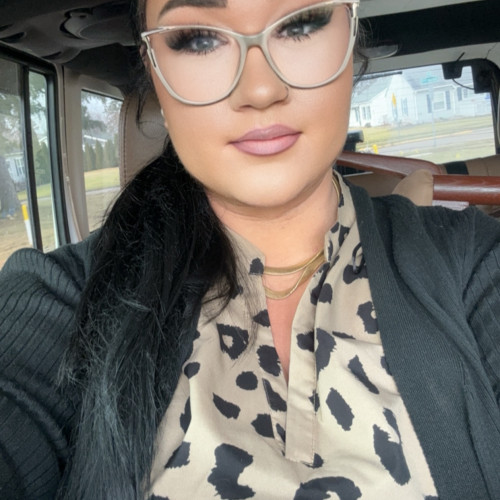 Lyndsey S.