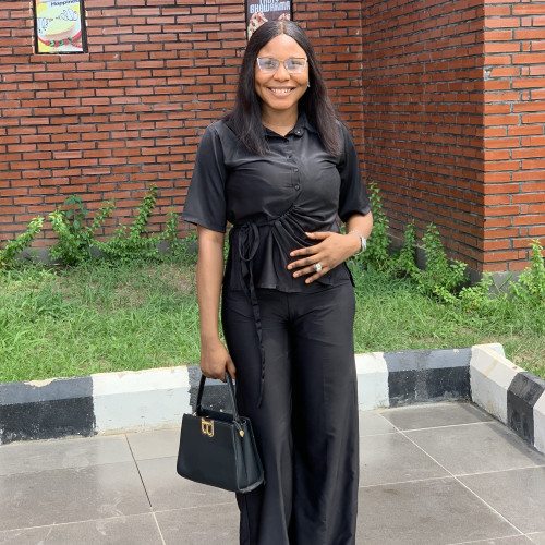 Isabella  E. profile photo