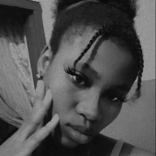 Ava R.