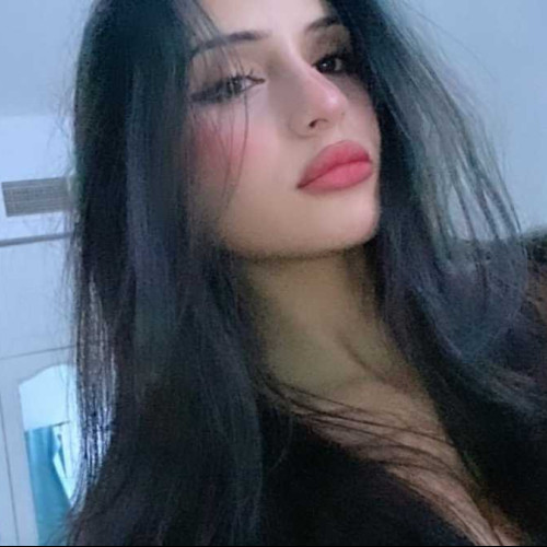 lara e. profile photo