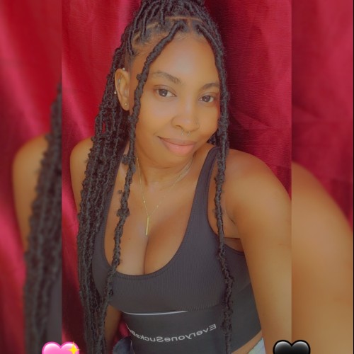 Shaquilla  R.