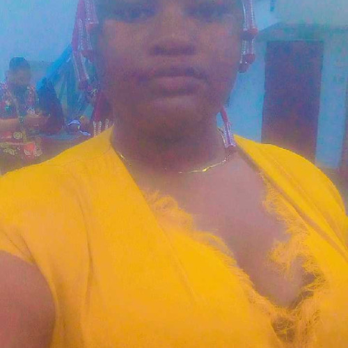 esther o. profile photo