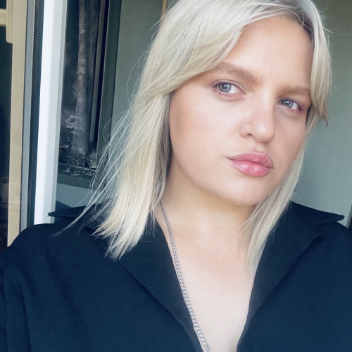Lily B. profile photo