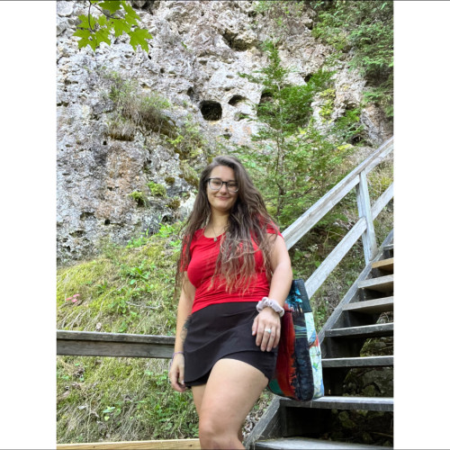 Jess R. profile photo