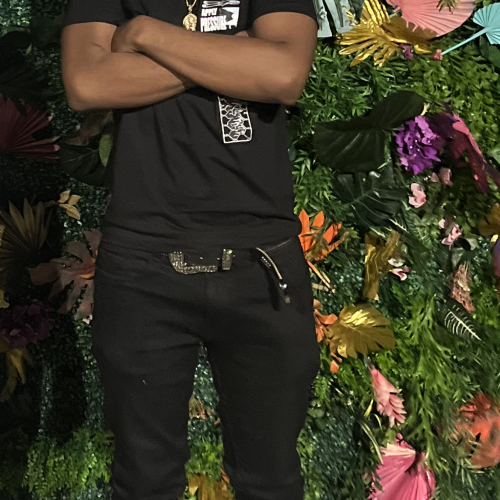 linz l. profile photo