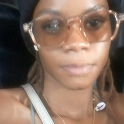 Lavender t. profile photo