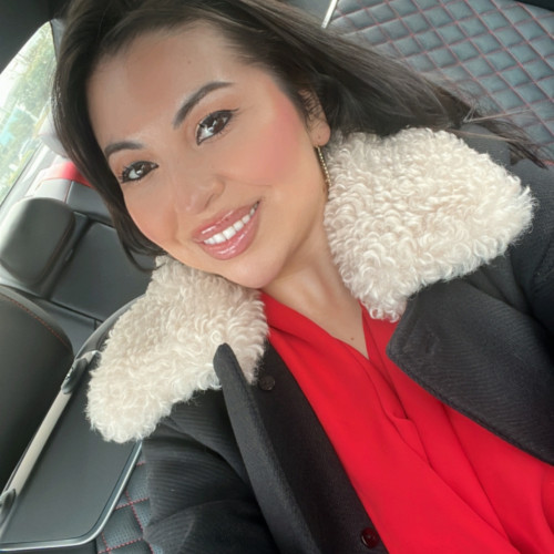 Monique F.
