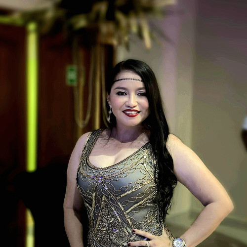 Melly M.