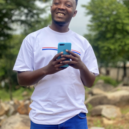 Akembe L. profile photo