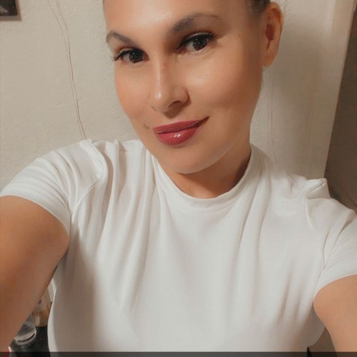 Elena B. profile photo