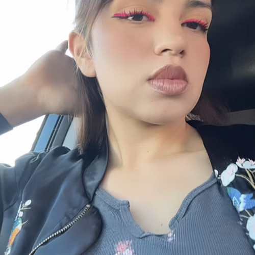 Naomy  c. profile photo