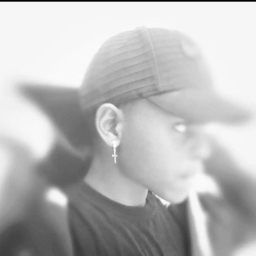 Hirwa  T.