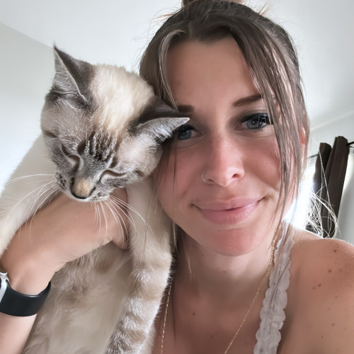 Ashley F. profile photo