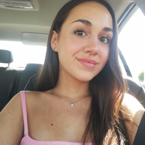 Amanda R.