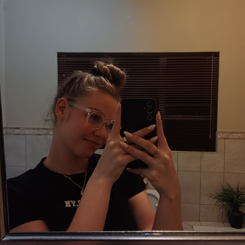 Annika D. profile photo