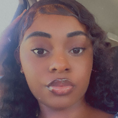 Mia M. profile photo