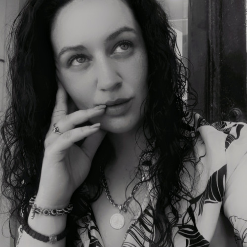 Ami M.