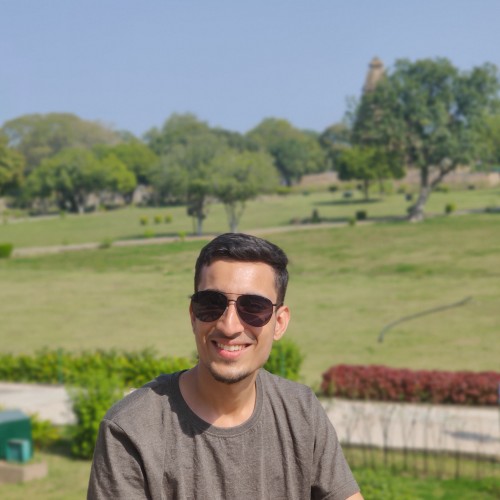 Akki P.