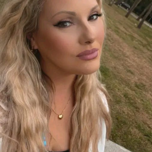 Isabella C. profile photo