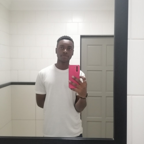 LEE S. profile photo